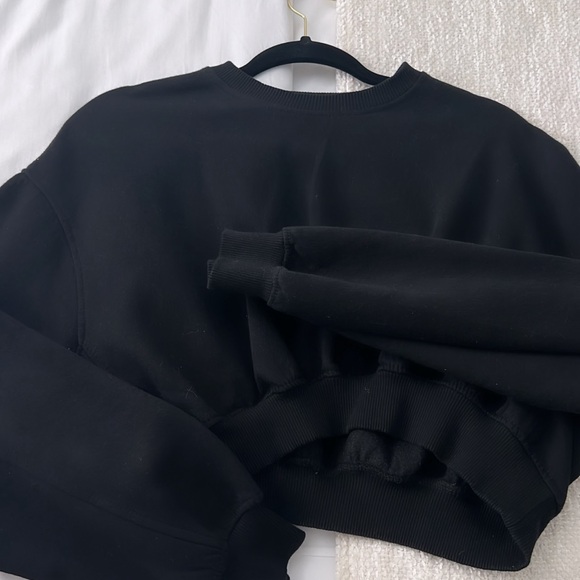 Zara Black basic crop sweatshirt - Picture 3 of 3